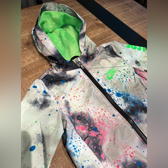 Nike Boys JUST DO IT Windbreaker 24 Months - Picture 6 of 9